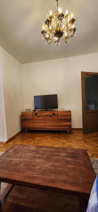 Gelahouse Aparthotel Batumi Exterior photo