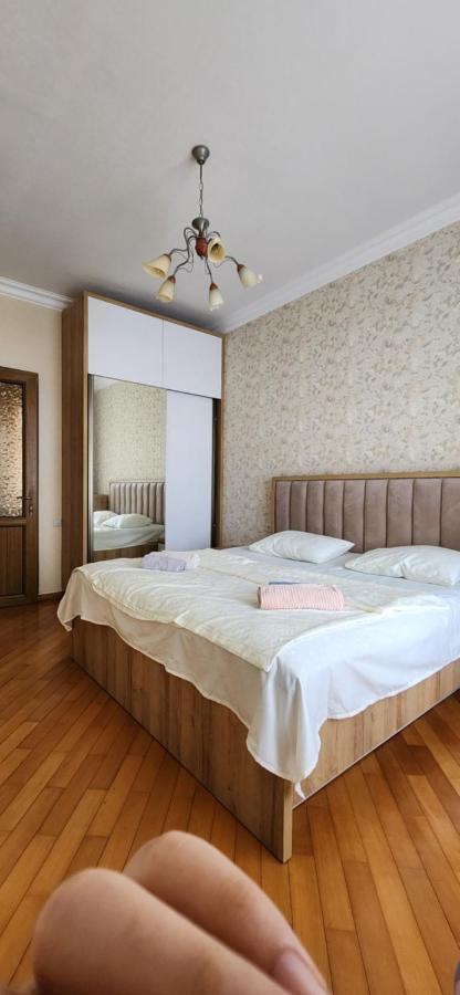 Gelahouse Aparthotel Batumi Exterior photo